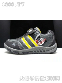 ��е���ɫ�˶���Ь