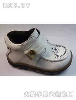 ˧�����ް�ɫӤ����Ь