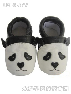 С����ͨ��è��ѥ