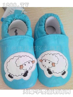 С����ǳ��ɫ��Ь