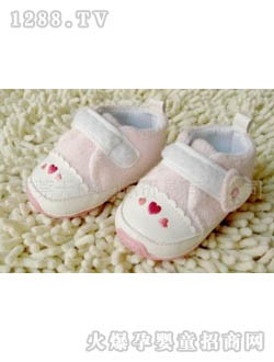 ��ɫ����Ӥ��Ь