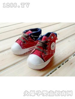 ��ɫӤ����Ь