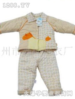 ����˹Ӥ�����װ