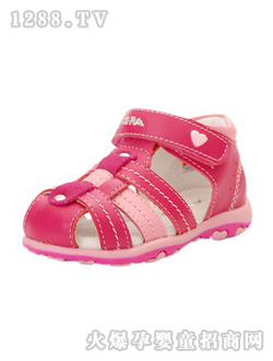 �������ɫ��Ь