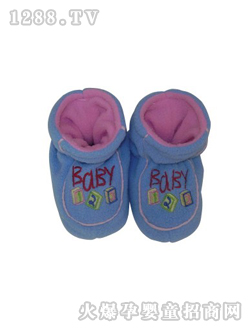 һ����ɫѧ��Ь