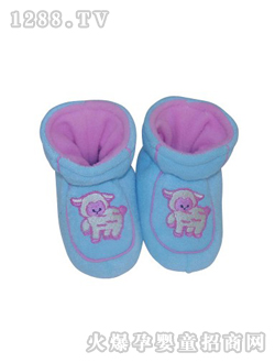 һ������ɫѧ��Ь