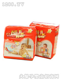 婴儿纸尿裤两款
