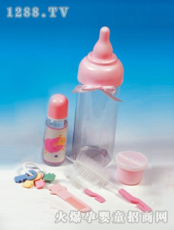 多乐宝子弹头奶瓶套组