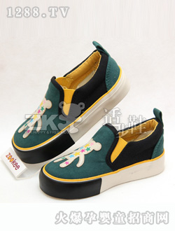 zk��ɫ����Ь