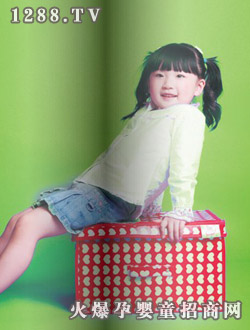 ѩƻ��ͯװ��ɫ�ɰ�����