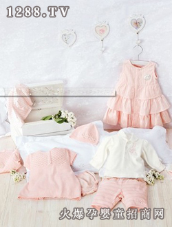 PAMPOLINA ��ɫ����