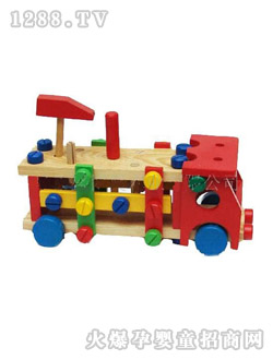 ��ӯ��ľ����