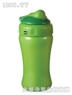 乐乐宝贝PP材料防漏吸管梦幻水壶水杯