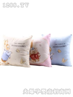迪士尼比得兔靠垫米粉蓝