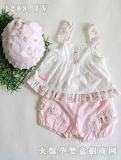 润婴宝背带套装