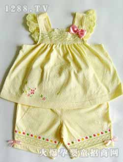 润婴宝背带套装黄色