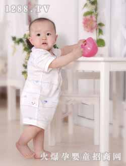 润婴宝连体哈衣