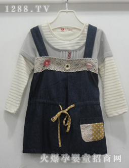 �������＾��ɫ��װ