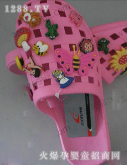 百兆PVC花园鞋扣