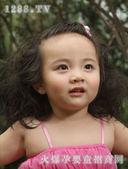 安琪尔渴望的眼神