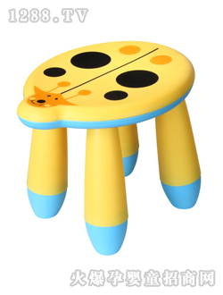 ����ư��ʻ�ɫ