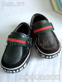 ��ѩ�϶���ʽ��Ƥ��ƤЬ