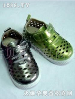 ��ѩ�϶�ѧ����ƤЬ���