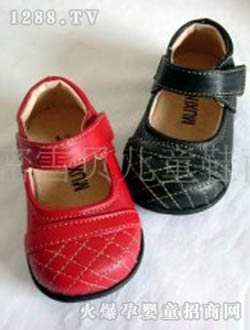 ��ѩ�϶���Ƥ��ƤЬ