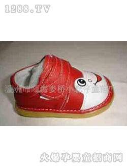 С���к�ɫ��ͨyingeЬ