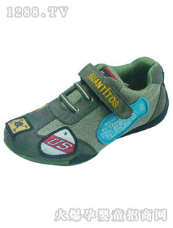 ������ͯ��Ь��ɫ837