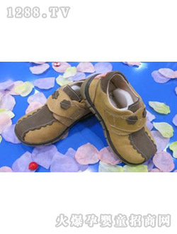 ������ͯЬУ԰�������ƻ�ɫ