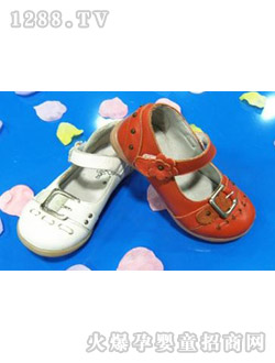 ������ͯЬУ԰������ɫƤЬ