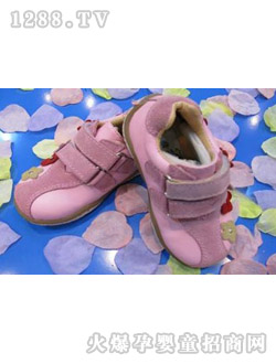 ������ͯЬУ԰����ۺ�