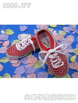 ������ͯЬʱ�����к�ɫ����