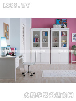 ��������ͯ�Ҿ���װ��ɫ����