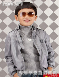 开心宝贝银白色童装