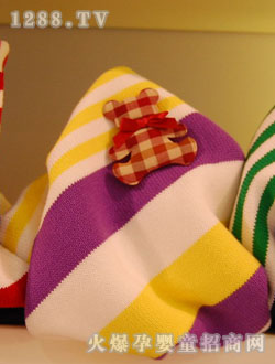 �̺�ɫ����ë��