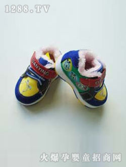 ������ҳ��ɫʱ��ͯЬ