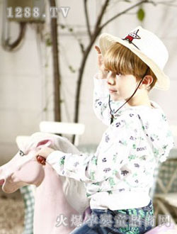 �����а�ɫ����ͯװ