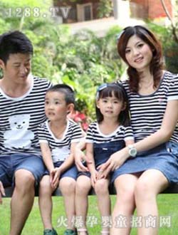 loving familyװ0005b