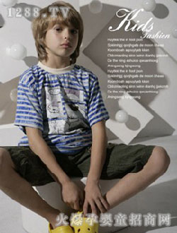 ���²�����ɫ���ƶ���