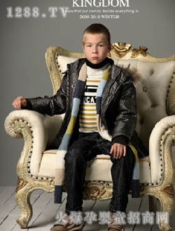 ���²��˺�ɫ�ް�