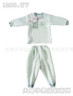 哆啦小贝婴儿保暖肩开套