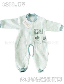 哆啦小贝婴儿开裆哈衣