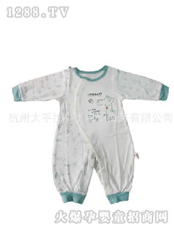 哆啦小贝婴儿闭裆连体衣