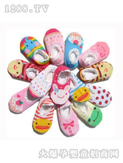 哆啦小贝防滑船袜