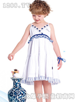 ����6+1��ɫ����ȹ