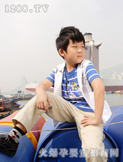 ����6+1����ͯװ