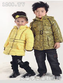 ����6+1ʱ�ж�ͯ��װ