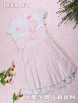 ˹ŵ�ݷۺ����³�ȹ